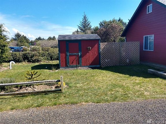 4th image of 393 S Butterclam St SW