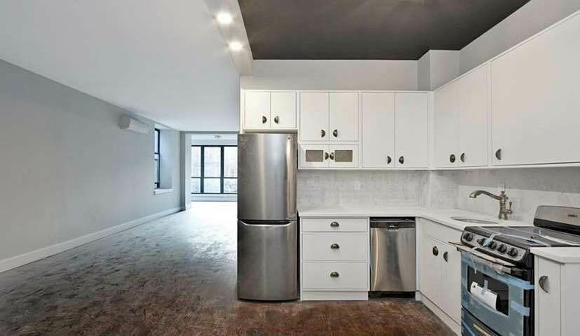 1st image of 471 Washington Ave #2E
