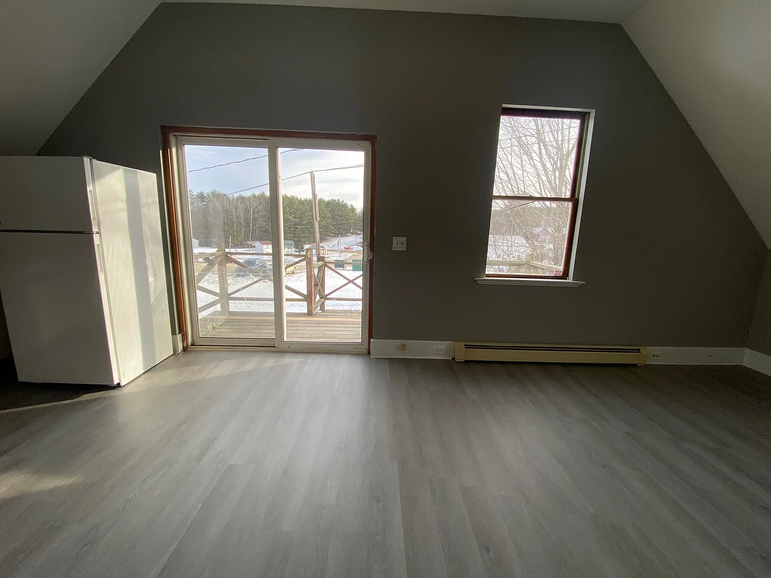 2 bed, 900 sqft, $1,400 — Photo 3