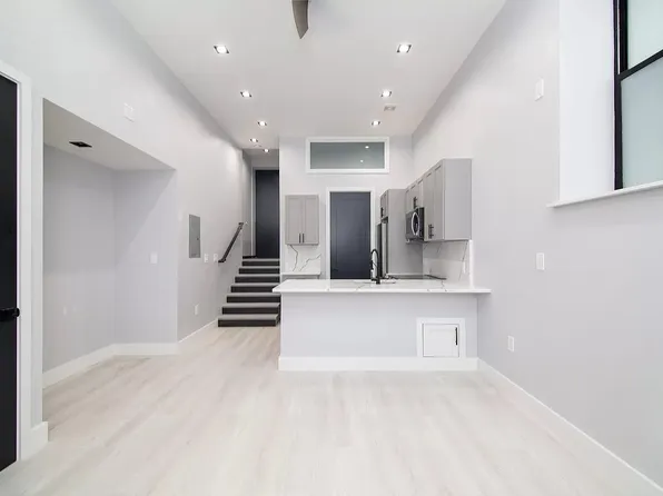 195 Stanton Street image 7 of 8