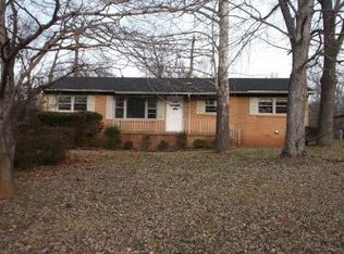 3806 Ferncliff Rd, Gastonia, NC 28056