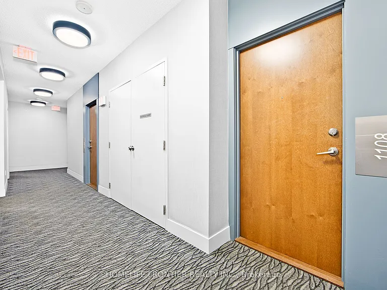 2212 Lake Shore Blvd W #1108 — Photo 3