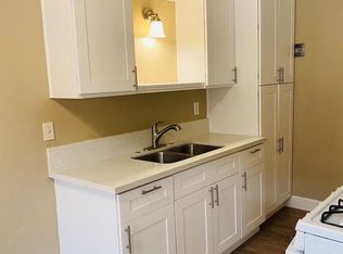 119 S Fahrion Pl #C, Anaheim, CA 92805