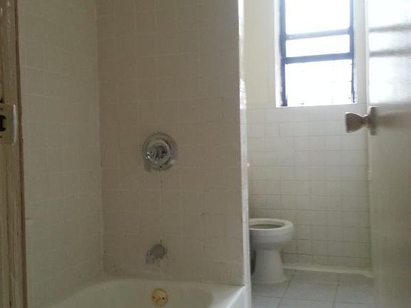 5th image of 2114 Caton Ave APT 2