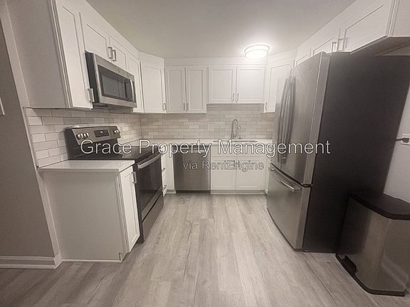 5th image of 65 N Clarkson St APT 107