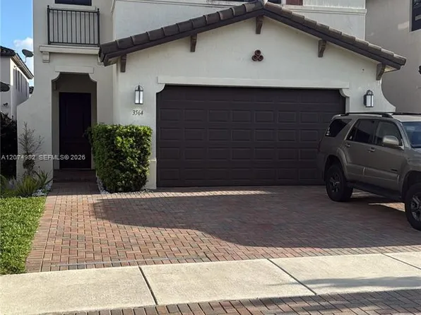 3564 W 97th St, Hialeah, FL 33018