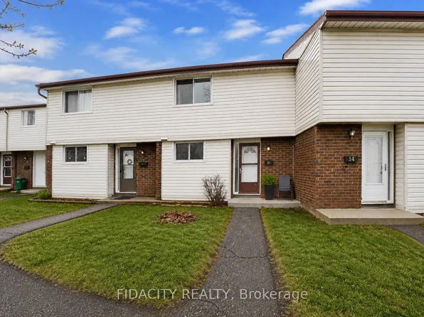 16 Glencoe St #31, Ottawa, ON K2H 8S6