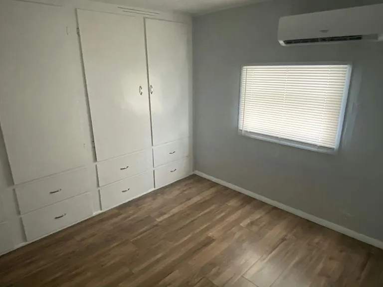 Lakeview Terrace — Photo 30