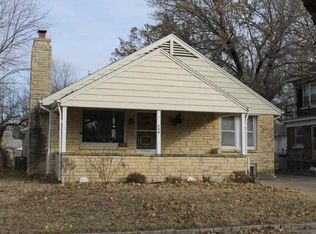 718 E 11th Ave, Winfield, KS 67156