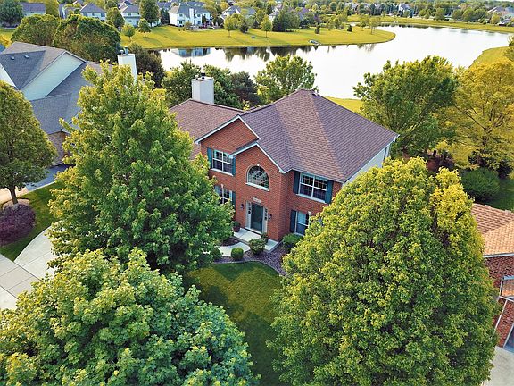 2nd image of 24527 Brooklands Ln