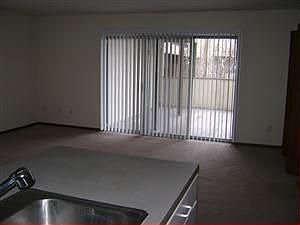 4th image of 373 S Grant Ave APT C