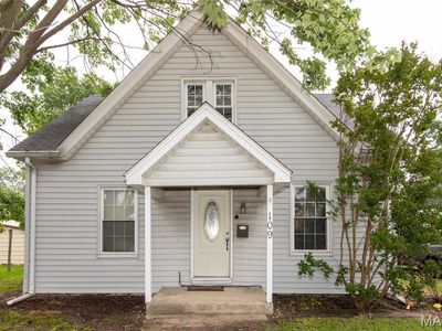 109 E Indiana St, Trenton, IL, 62293
