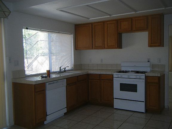 5th image of 37757 49th St E
