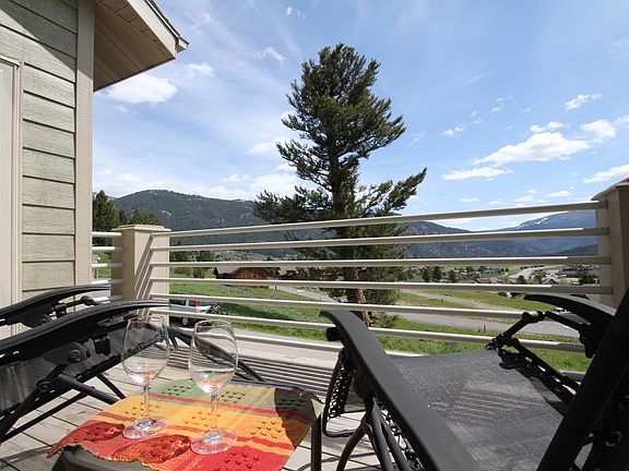 Gorgeous views of Meadow 