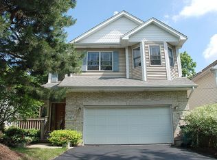 21674 W Ravine Dr, Lake Zurich, IL 60047