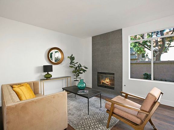 3rd image of 3849 Creststone Pl