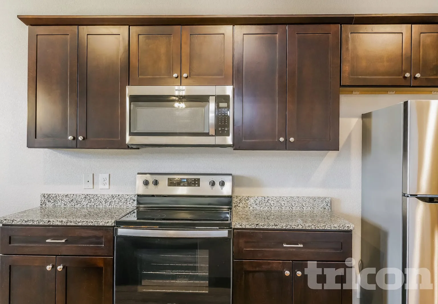 10369 Fort Ewell Trail Crowley TX — Photo 4