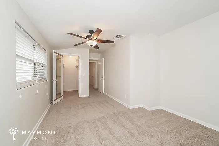 1231 Greenview Dr — Photo 11