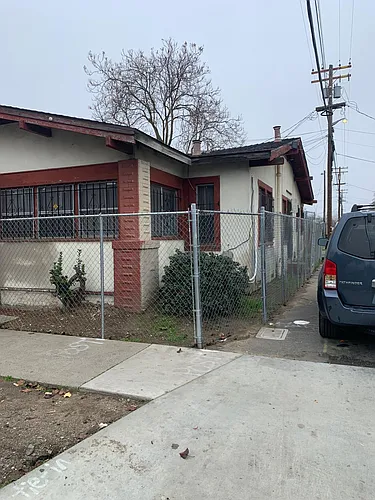 211 H St #A Photo 1 211 H St #A Photo 1