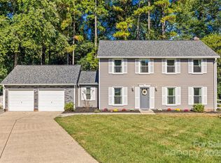 7304 Entwhistle Ct, Charlotte, NC 28226