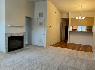 Country Lane Apartments, Citrus Heights, CA 95621