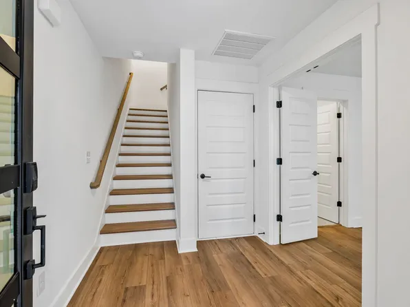 217 Harmony Aly, Nashville, TN 37207