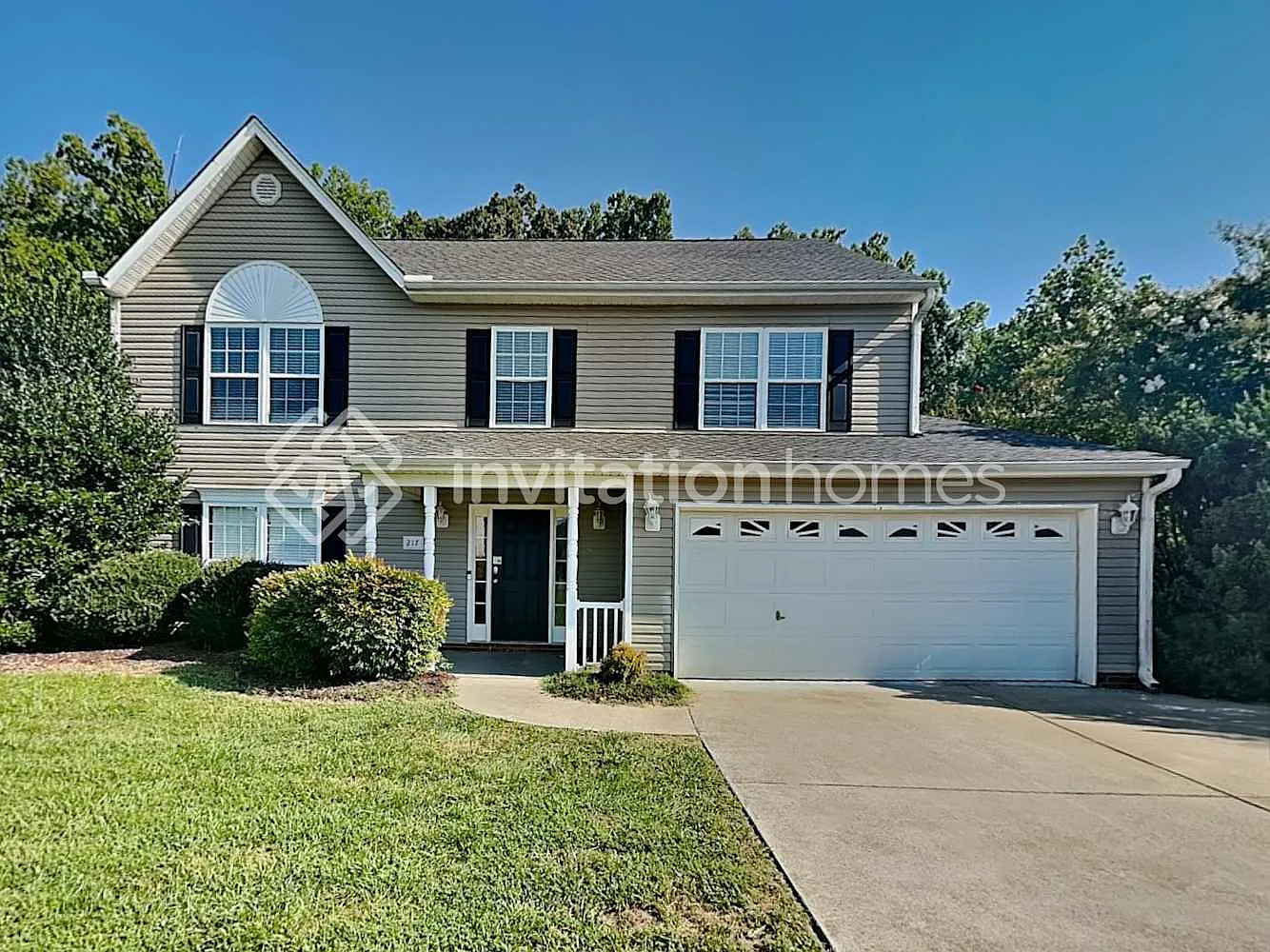 217 Stone Moss Ln Winston Salem, NC 27127 — Photo 1