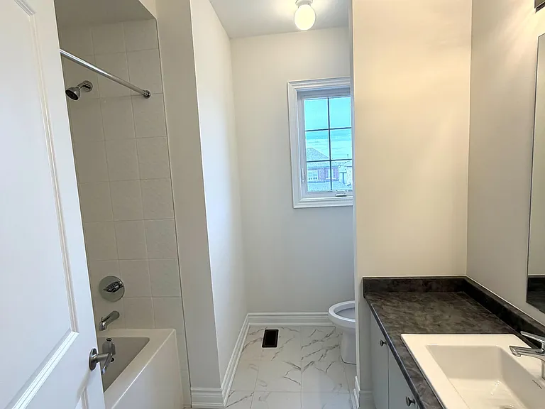 64 Bud Leggett Cres — Photo 20