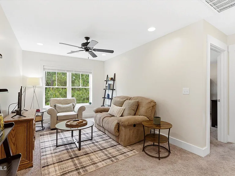 4893 Preserve Dr — Photo 31