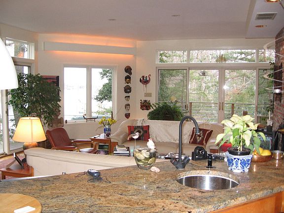 4th image of 1162 Mainsail Dr