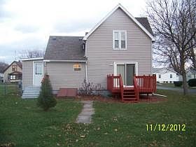 2nd image of 10 Chestnut St