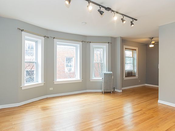 3rd image of 1409 W Farwell Ave APT G2