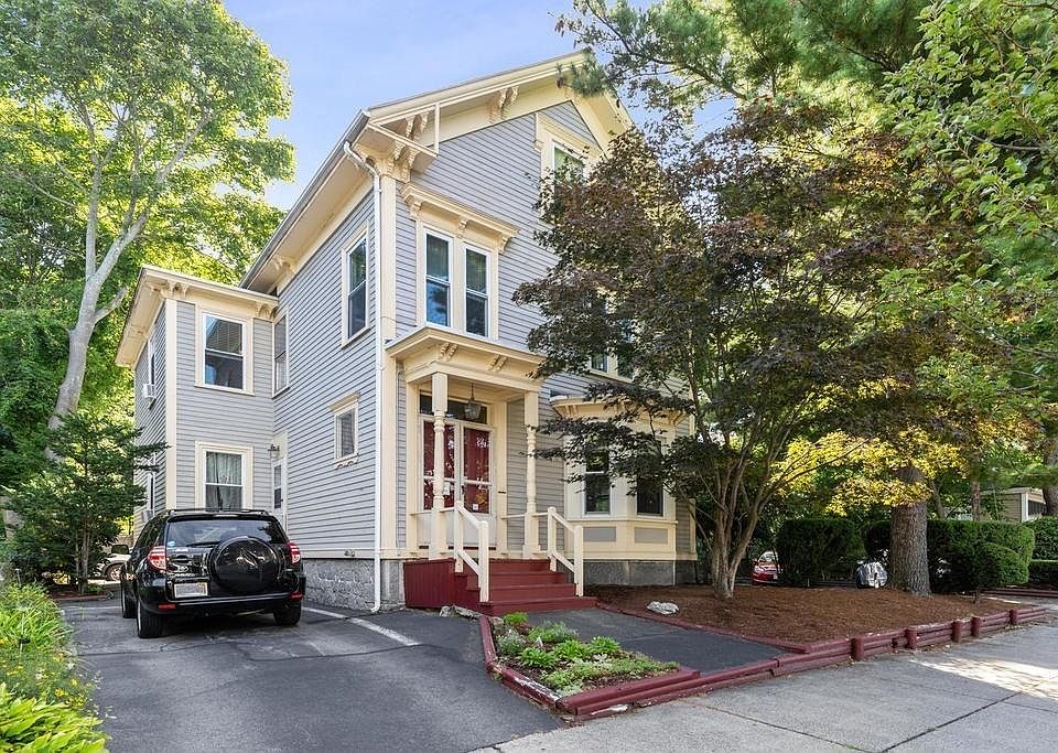 1st image of 323 Lafayette St #7