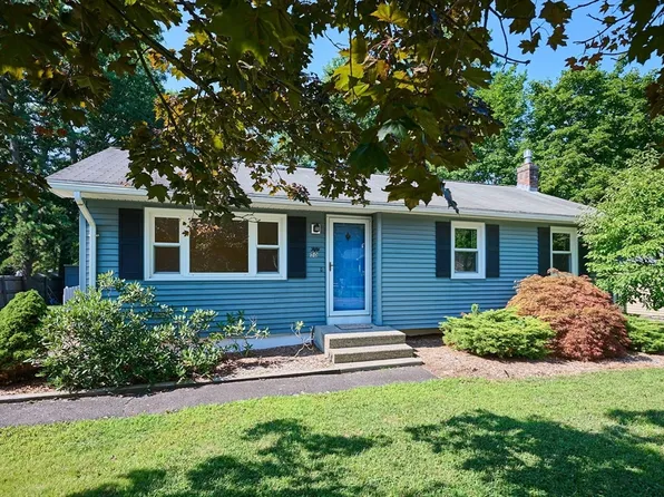 50 Phelps St, Easthampton, MA 01027