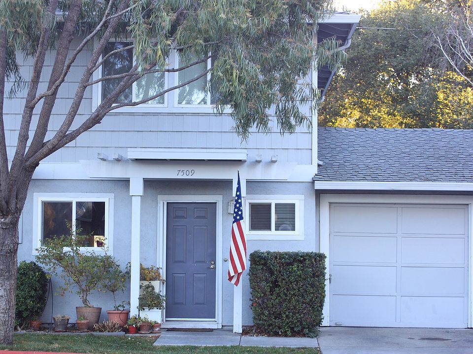 1st image of 7509 Silvertree Ln