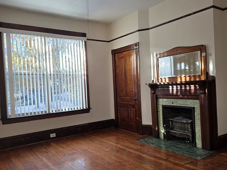 3140 Woodburn Ave — Photo 12
