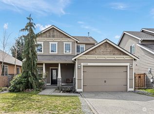 21583 SE 273rd Ct, Maple Valley, WA 98038