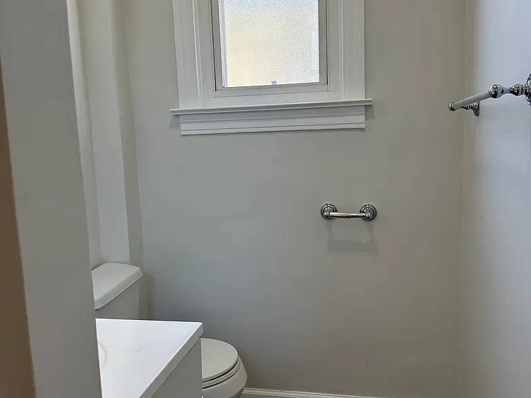 Wanda St — Photo 3