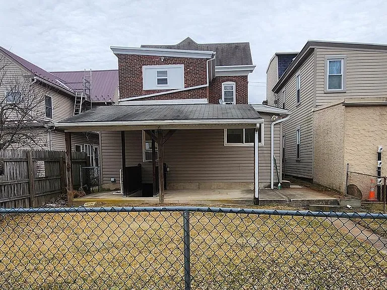 321 S Hanover St #1 — Photo 11