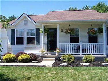 4th image of 65 Laura Ln