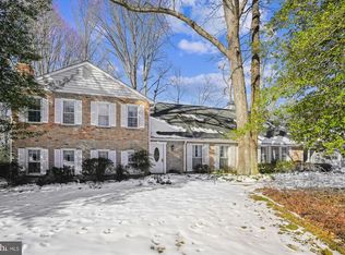 11908 Paradise Ln, Oak Hill, VA 20171