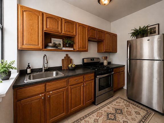 3rd image of 141 W 113th St APT 5A