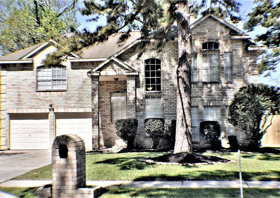 1st image of 7527 Echo Pines Dr