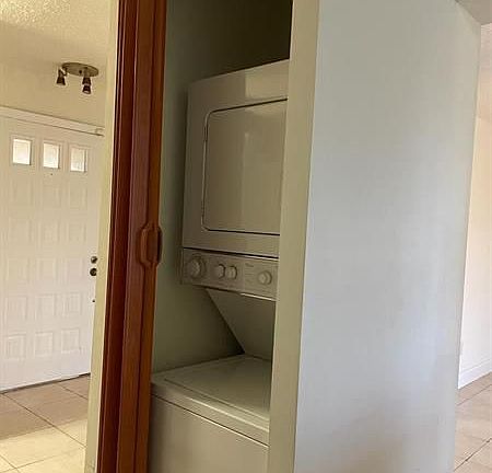 5th image of 1123 Coral Club Dr #1123