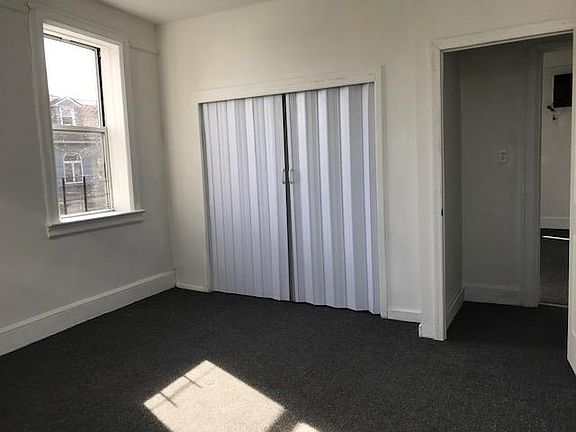 5th image of 195 Cedar Ave #2B