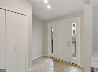 2625 Halstead Ln, Mound, MN 55364