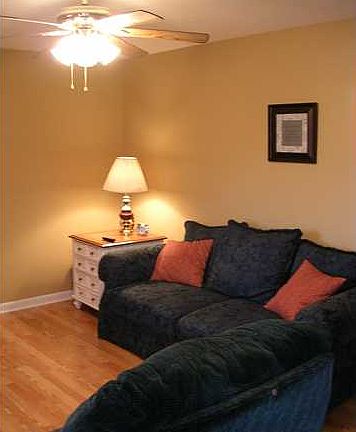 4th image of 5418 Bungalow Dr