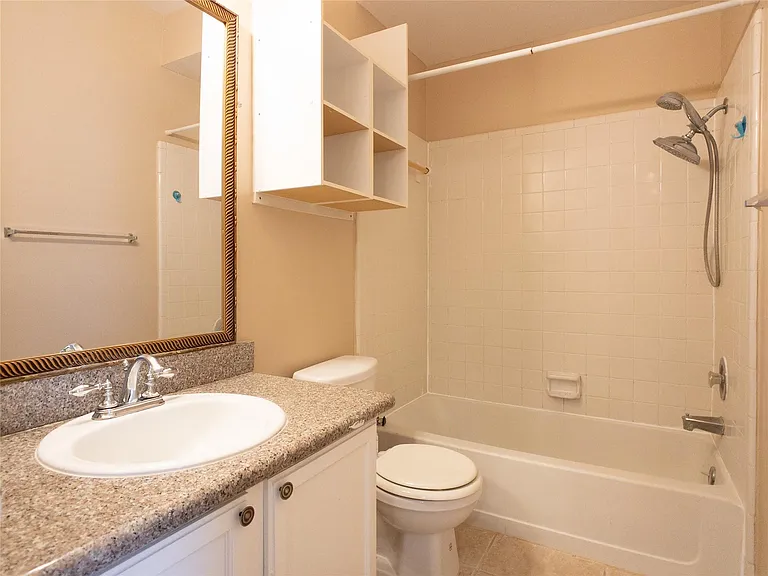 6500 Harbor Town Dr #2806 — Photo 22