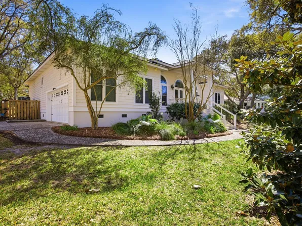 1 Abalone Aly, Isle Of Palms, SC 29451