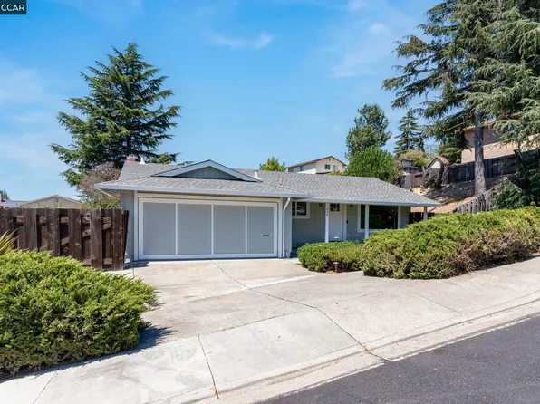 839 Reef Point Dr, Rodeo, CA 94572